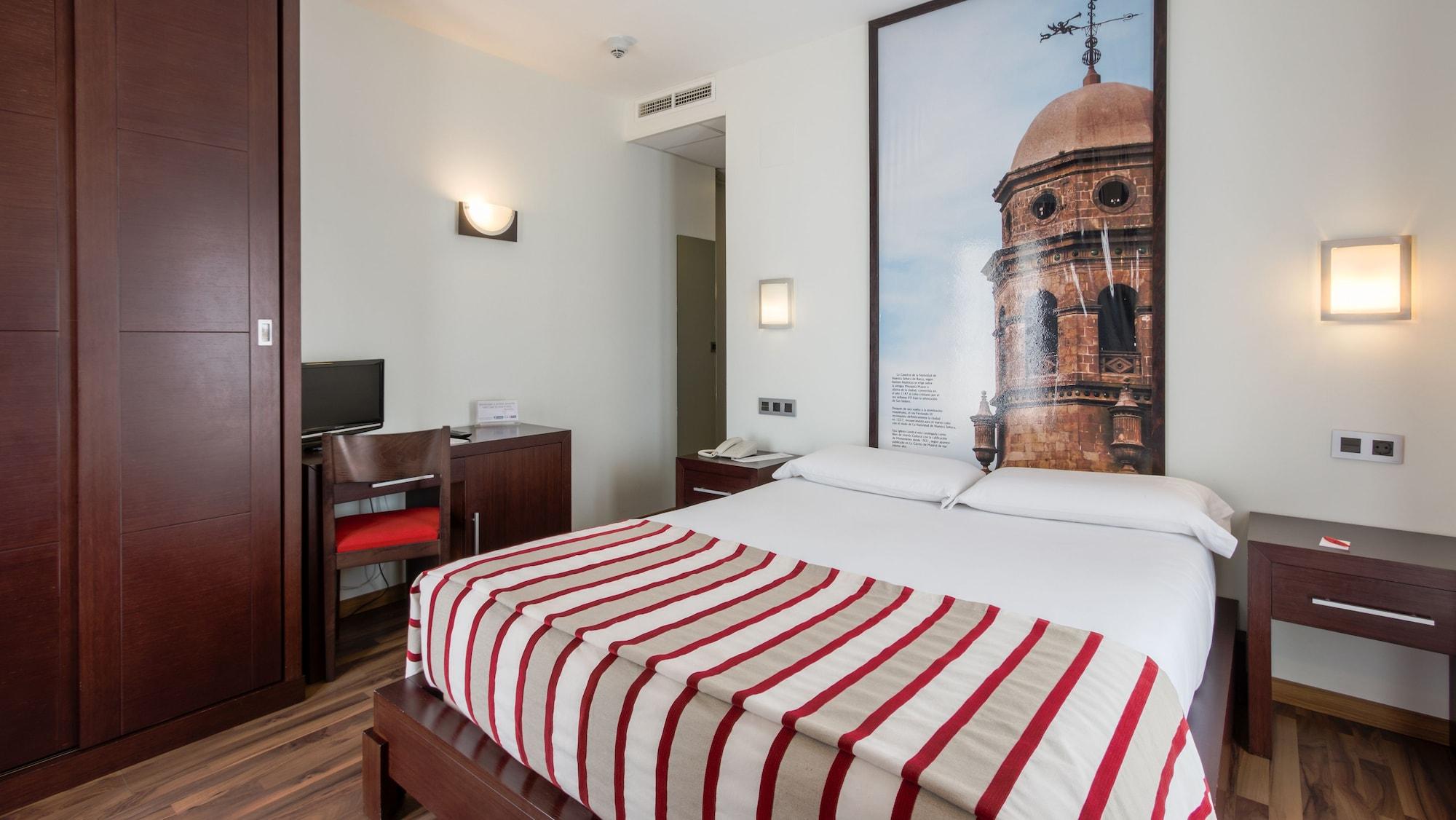 Hostal Aznaitin Baeza Extérieur photo