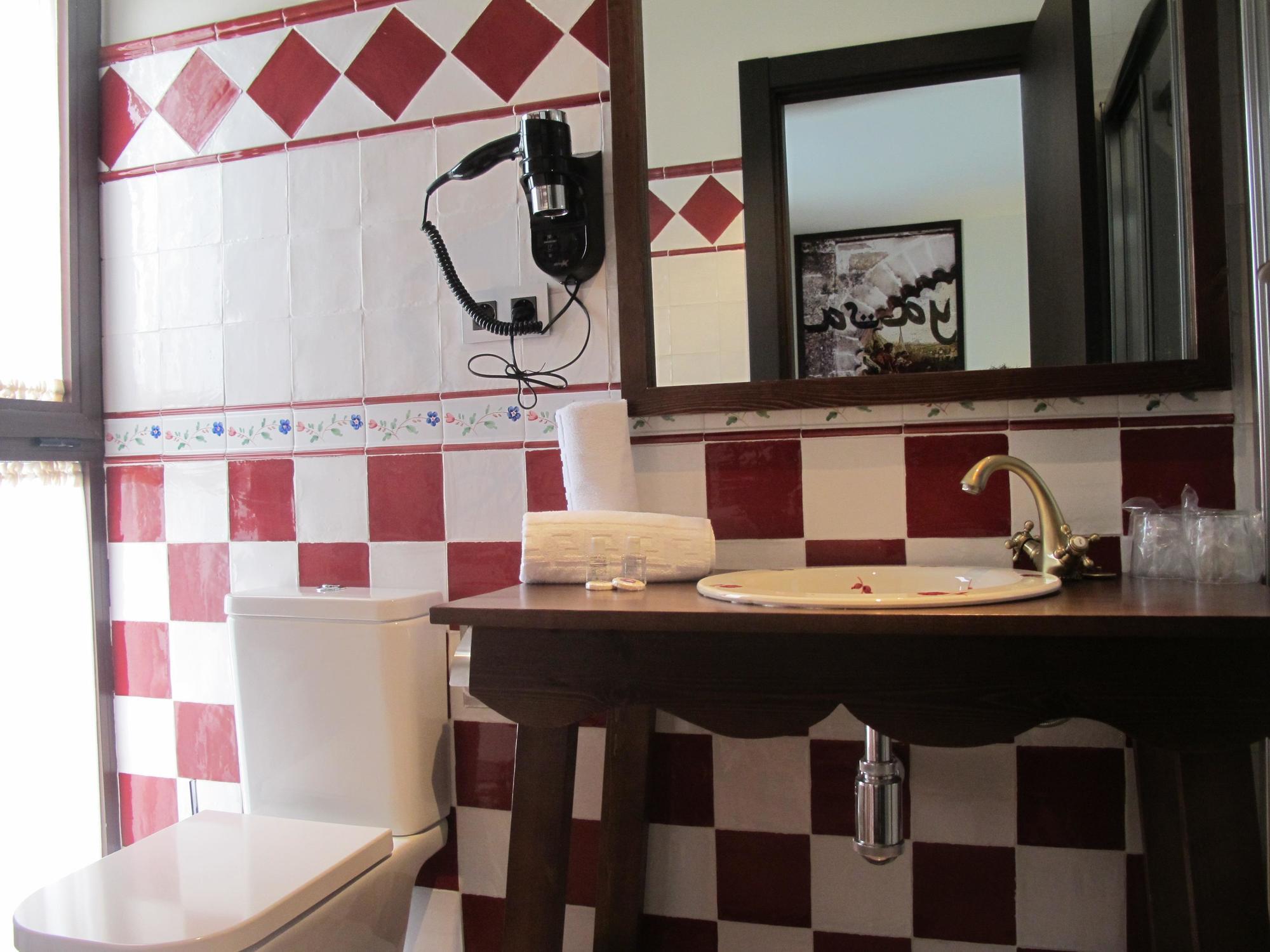 Hostal Aznaitin Baeza Extérieur photo
